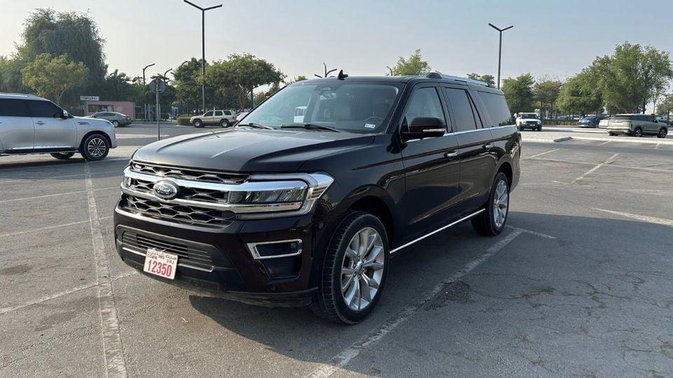 Ford Expedition Limited 3.5L 4WD - Best Deal in Market Low Mileage