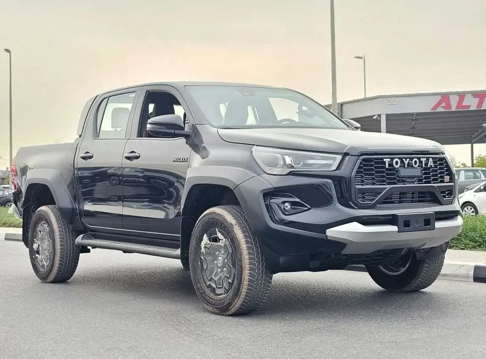 Toyota Hilux Toyota Hilux TOYOTA HiLUX GR 2.8 DiESEL 2025 BLACK