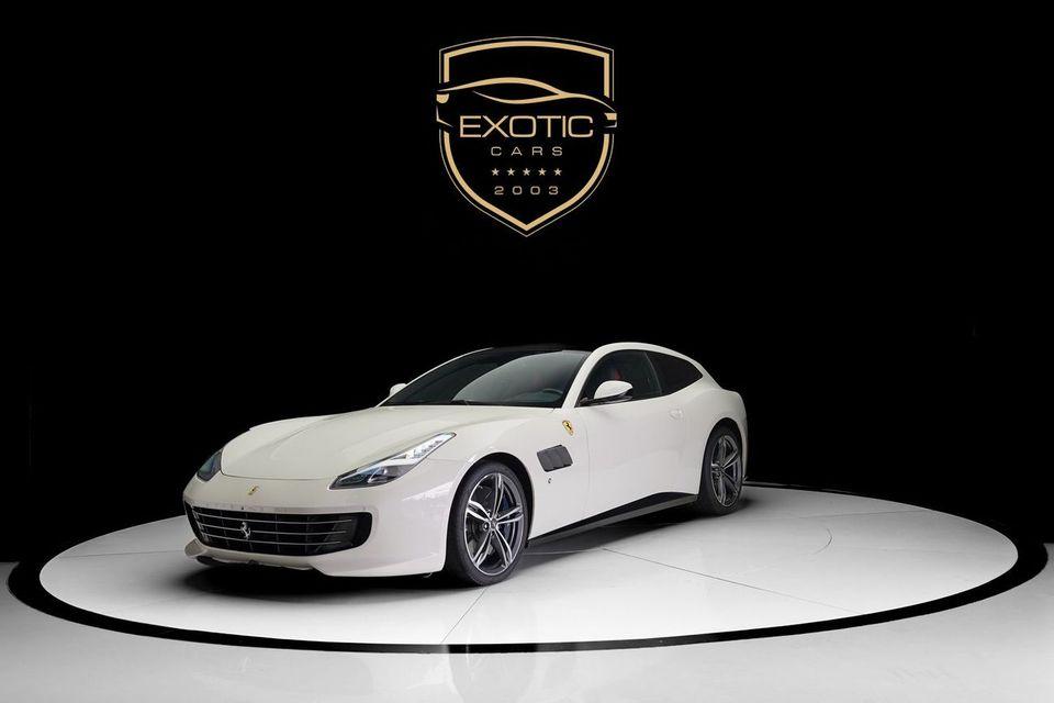 Ferrari GTC4 T V8