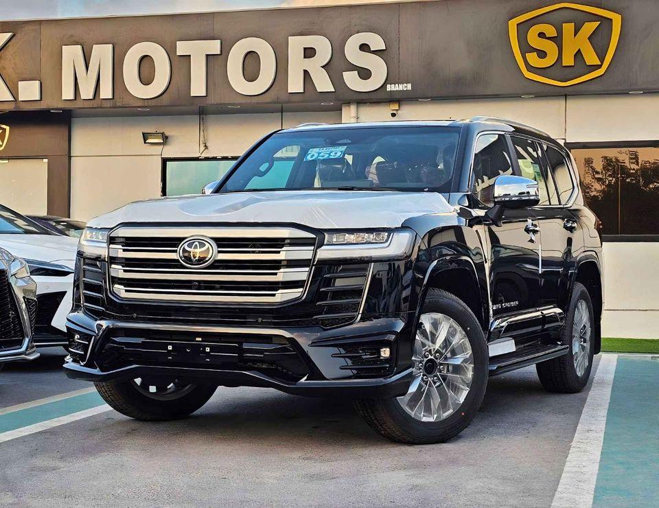 Toyota Land Cruiser VXR TWIN TURBO FULL OPTION WITH AERO KIT 3.5L PETROL V6 4WD READY UNIT