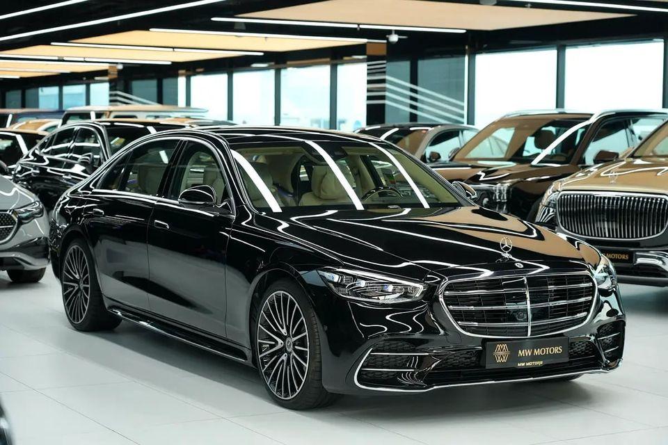 Mercedes-Benz S 500 S 500 GCC 0km Agency Warranty AMG Package