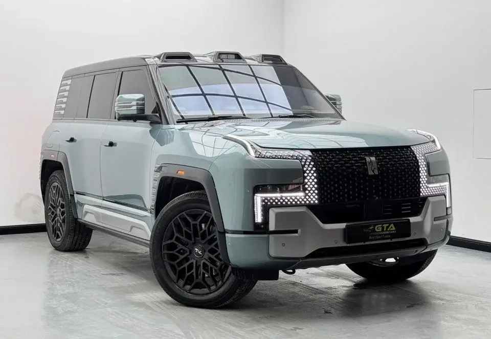 Yangwang U8 2024 BYD YangWang U8 E4, Service History, 1 Year Warranty, Excellent