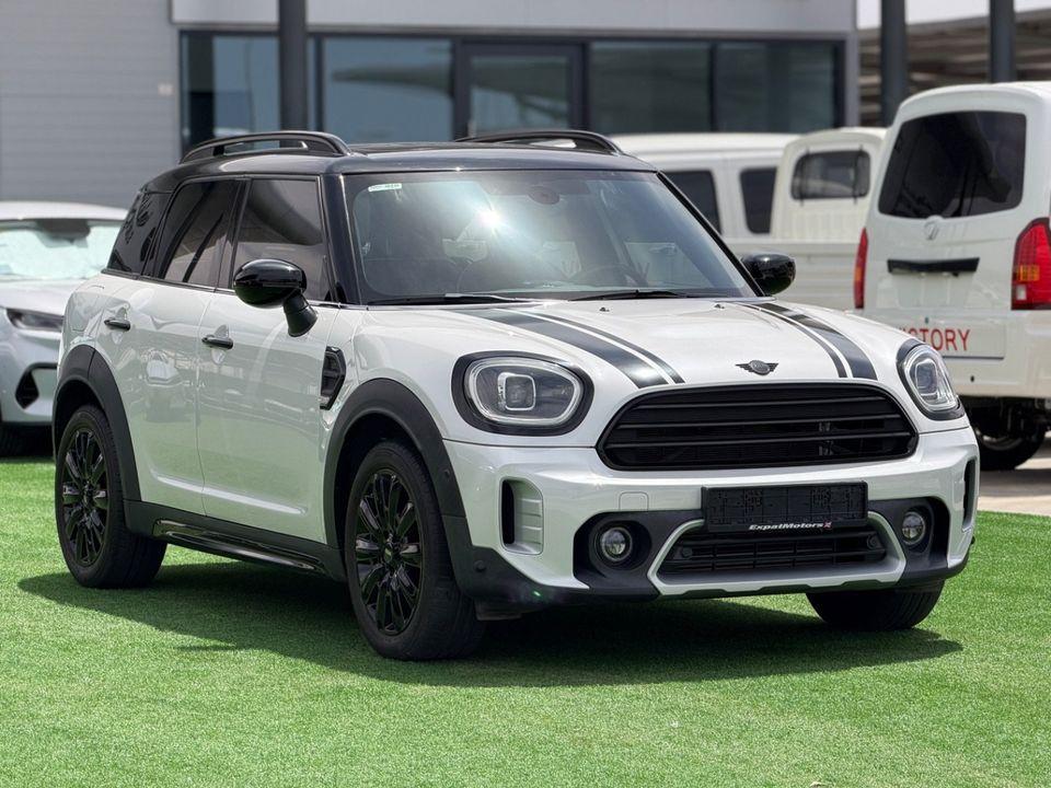 Mini Cooper Countryman Mini Cooper Country / 2022 / 32,000KM / GCC / Under Warranty