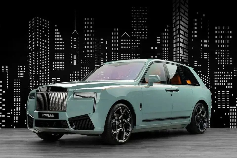 Rolls Royce Cullinan ROLLS ROYCE CULLINAN BLACK BADGE GCC SPECS DEALER WARRANTY + SERVICE CONTRACT