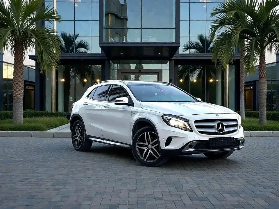 Mercedes-Benz GLA 250 1393 P.M GLA250 2.0L GCC EXCELLET CONDITION