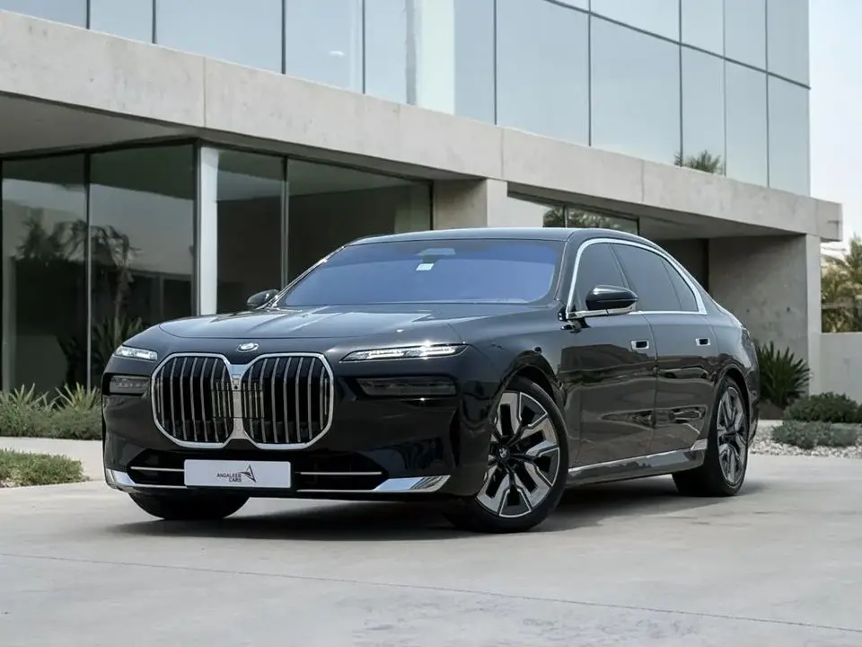 BMW 740i AED 5,440 P.M 0% DOWN PAYMENT BMW 740I AGENCY WARRANTY SERVICE CONTRACT GCC SPECS