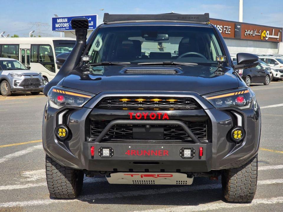 Toyota 4Runner TRD Off-Road ( Sunroof , 360 camera , Push button and Original leather seats)