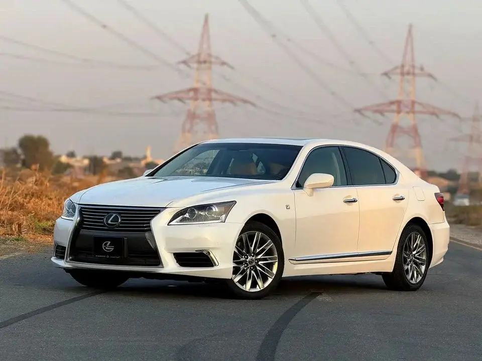 Lexus LS460 LS460