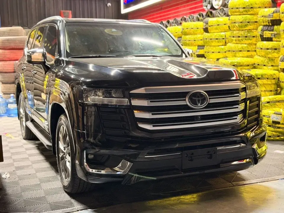 Toyota Land Cruiser GXR 3.5L