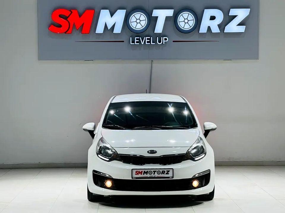 Kia Rio EX 1.4L (107 HP) Hatchback