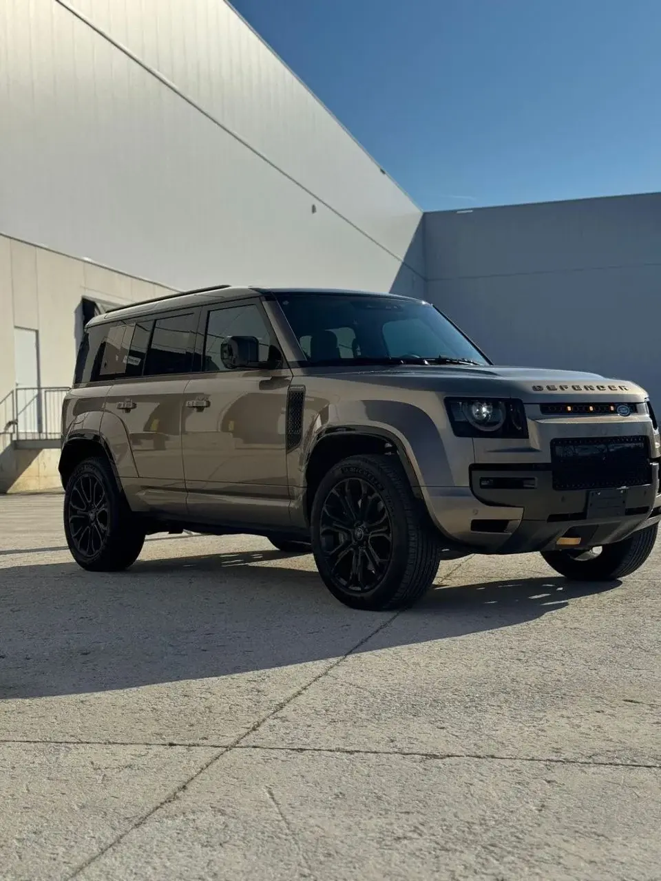 Land Rover Defender 110 OCTA P635 2026