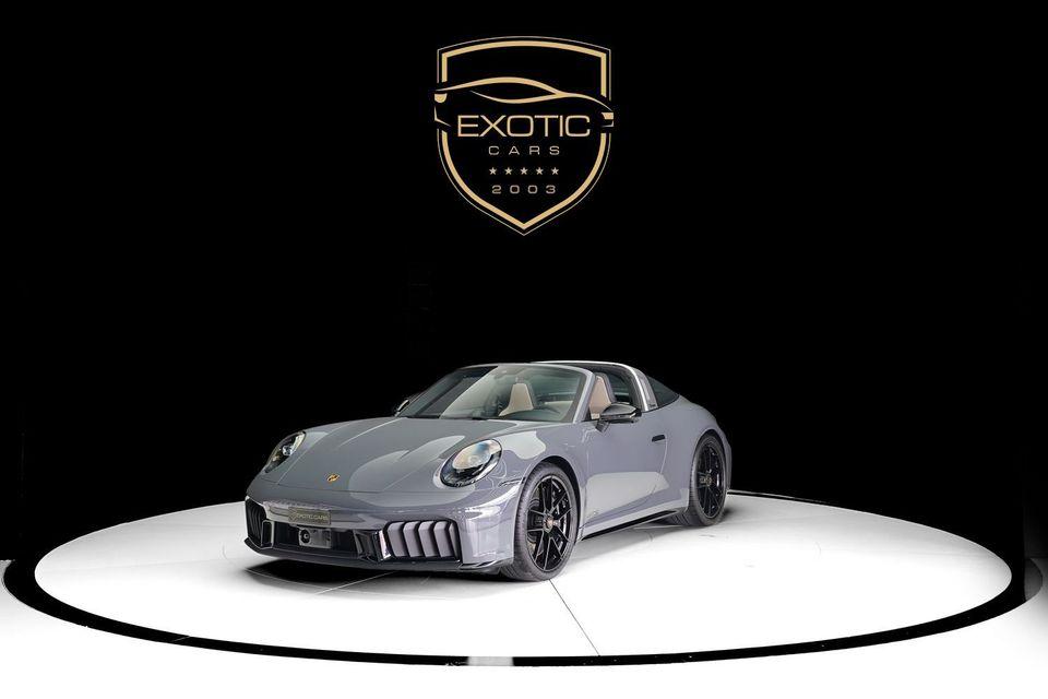 Porsche 911 Targa 4GTS 3.0L (450 HP)