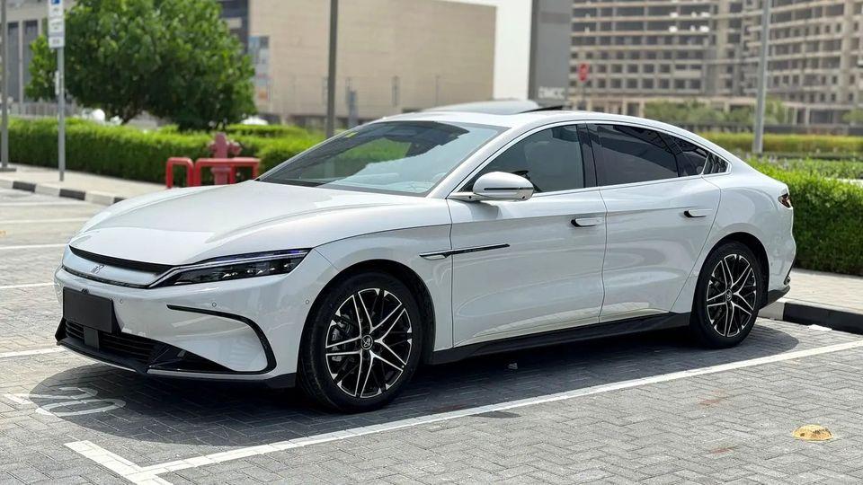 BYD HAN Plug in Hybrid Elite Edition 125 KM EV Range