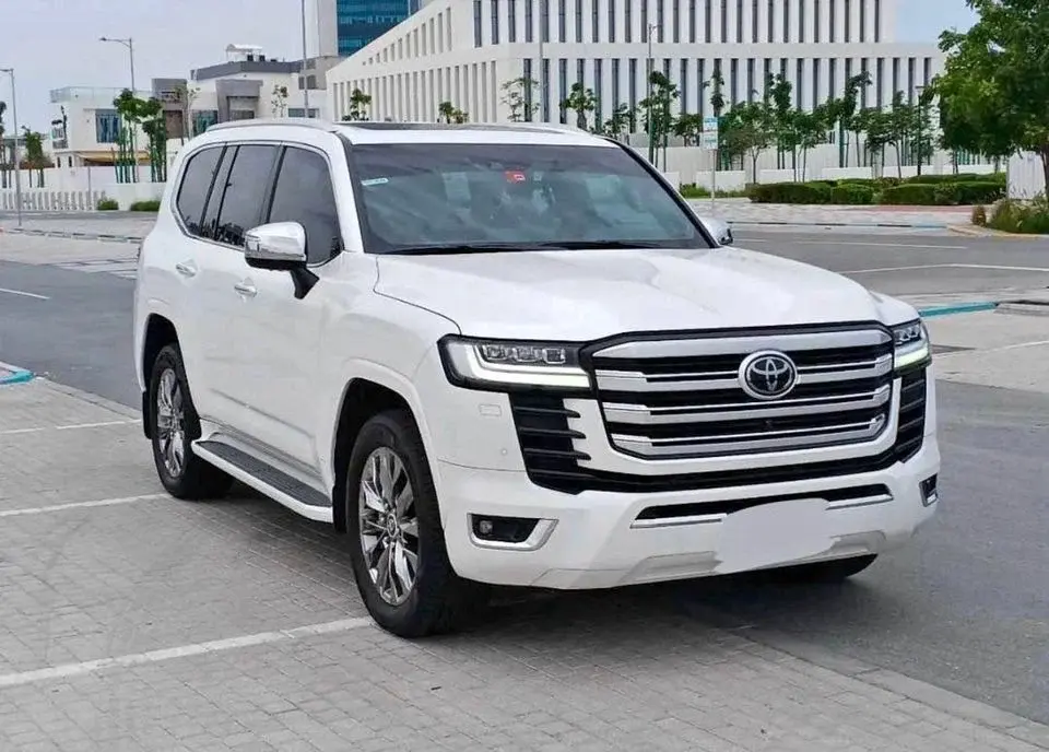 Toyota Land Cruiser 2022 Model VXR TWIN TURBO 3.5L ENGINE FULL OPTION VERY CLEAN AND PERFECT CONDITION