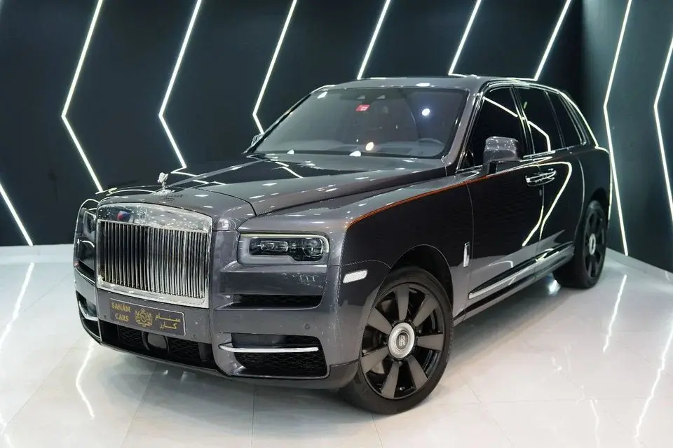 Rolls-Royce Cullinan Rear Entertainment, Bespoke Audio, Panoramic Roof, GCC Spec!!