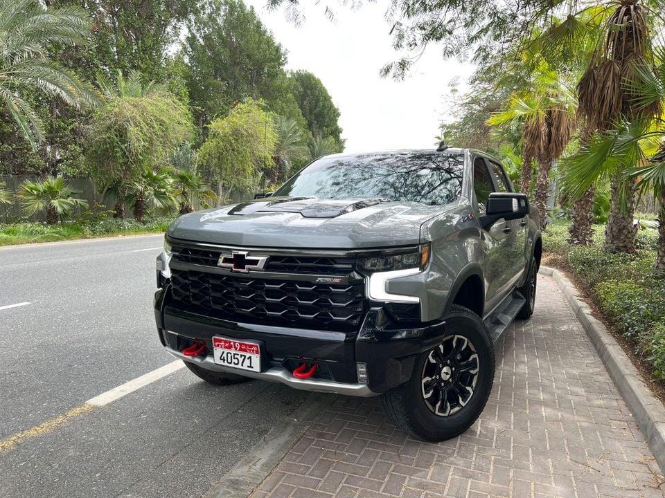 Chevrolet Silverado 2023 Chevrolet Silverado ZR2 6.2L V8 GCC Specs Accident-Free