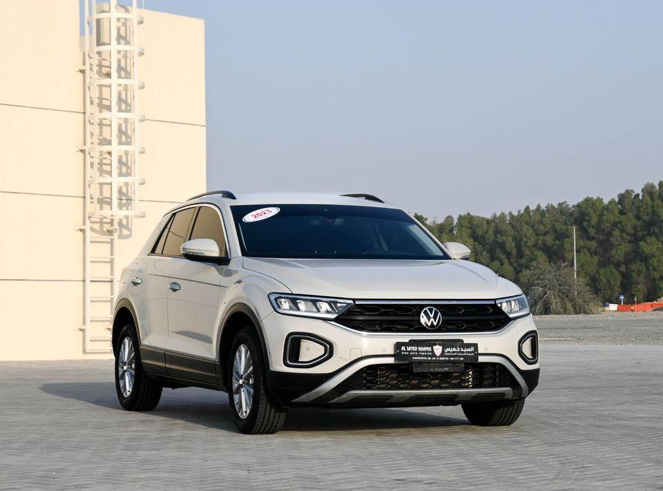 Volkswagen T ROC Life 1.4L VOLKSWAGEN T ROC 2023 1.4L GCC accident-free Excellent Condition 1019 AED Monthly