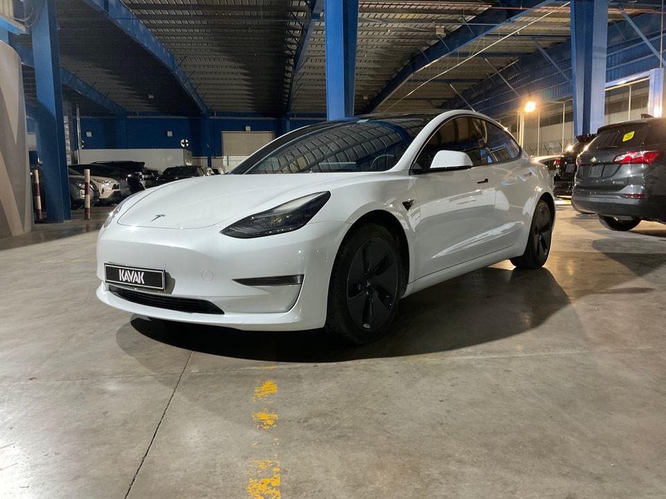 Tesla Model 3 Long Range (Dual Motor) upto AED 20,000 Ramadan Discount Guaranteed Warranty 0 Down Payment