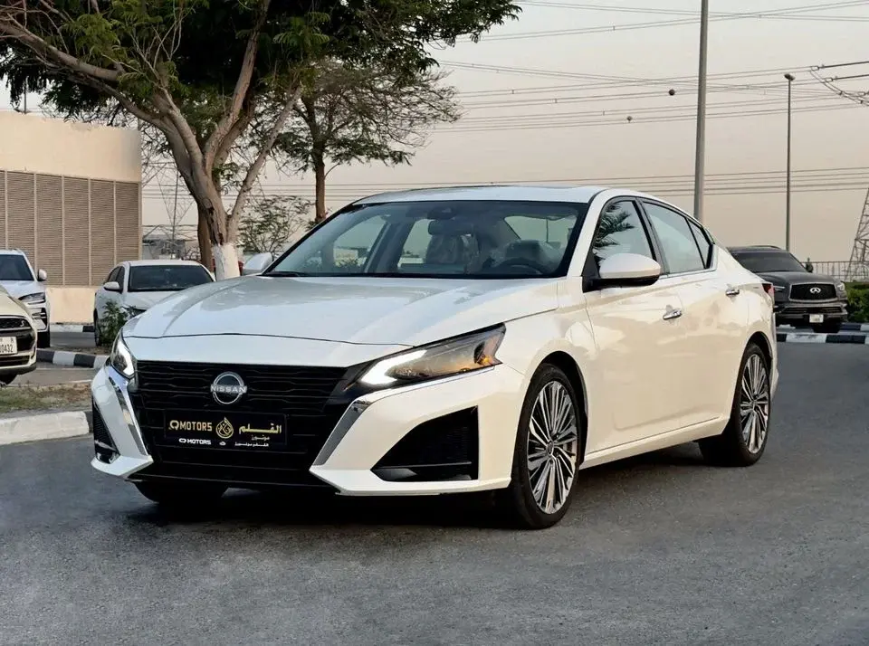 Nissan Altima SV 2.5L