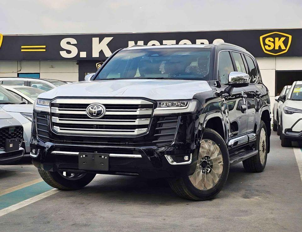 Toyota Land Cruiser VX /4.0L PETROL V6 /RADAR /BIG DVD/JBL SPEAKERS / REAR ENTERTAINMENT DVD /MID OPTION (CODE#VX4MA)