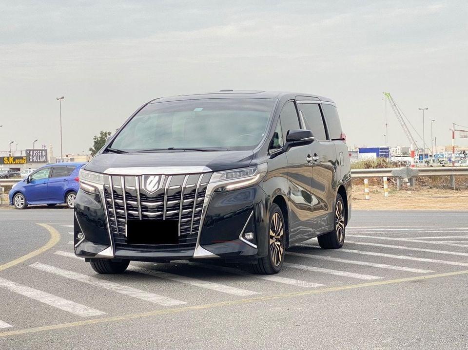 Toyota Alphard 3.5 L V6 Executive Lounge VIP Luxury