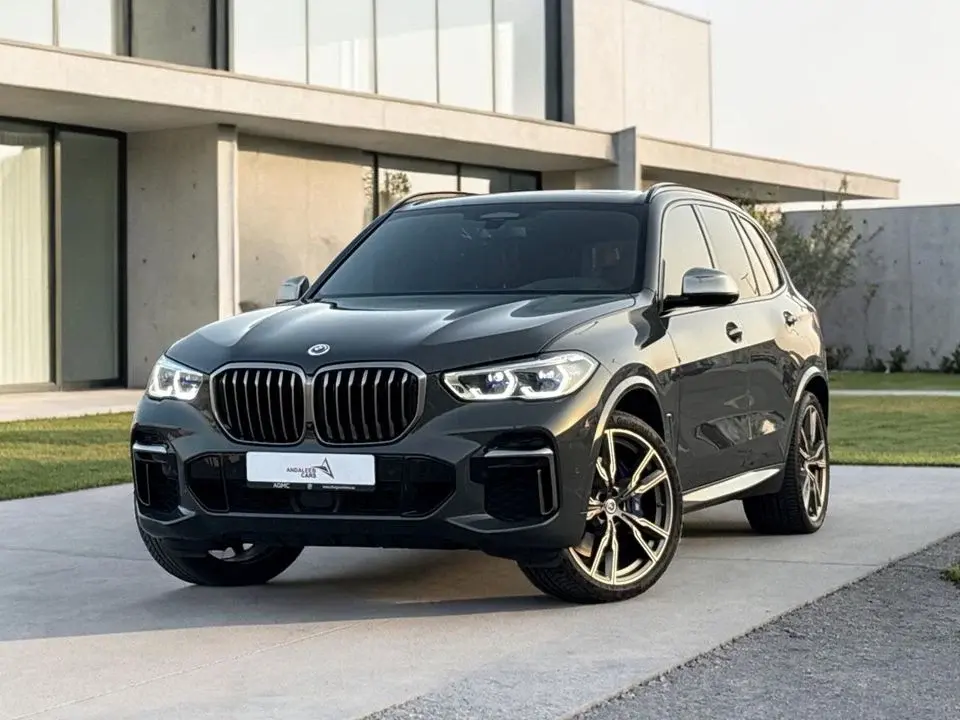 BMW X5 M50i 4.4L AED 4,304 P.M 0% DOWN PAYMENT BMW X5 M50I 2023 AGENCY SERVICE CONTRACT FULL AGEN