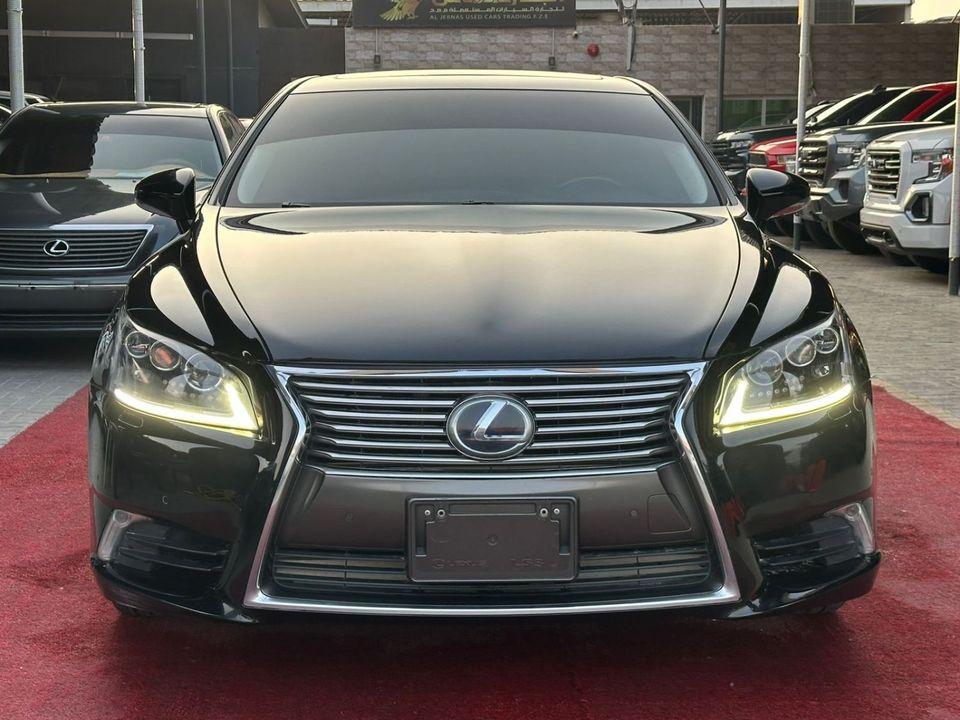 Lexus LS460 L Titanium 4.6L