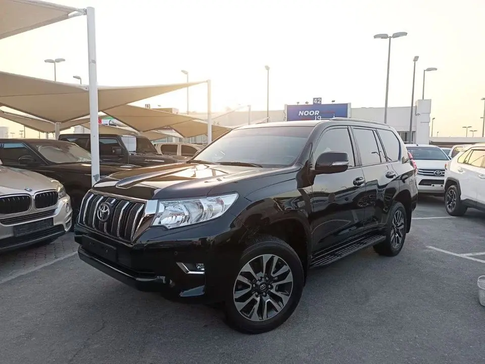 Toyota Fortuner GXR 4.0L (278 HP)