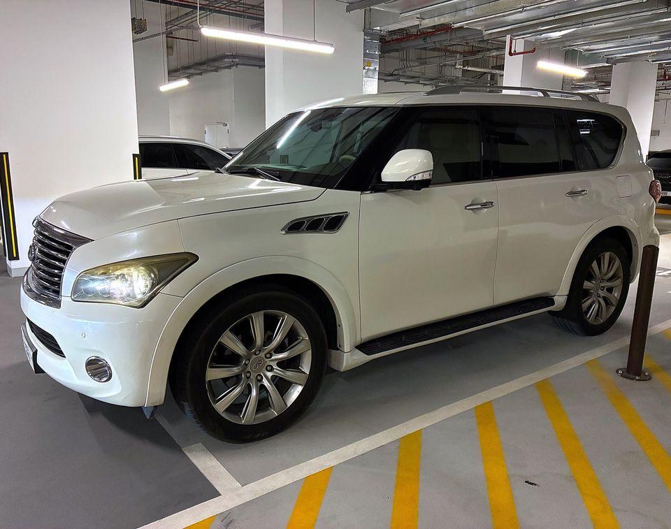 Infiniti QX56 Luxury 5.6L