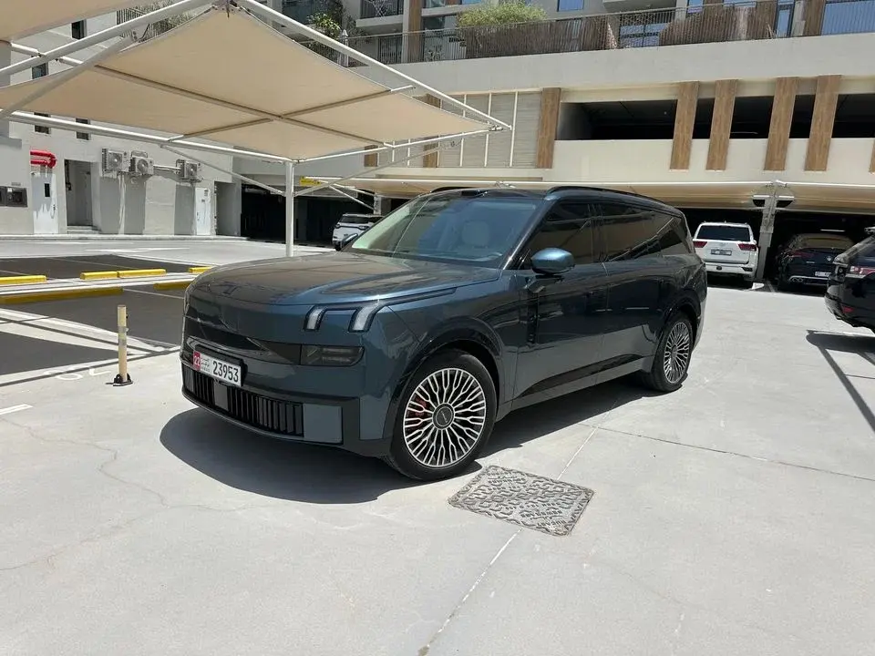 Lynk & Co 900 Explorer edition 3 motor