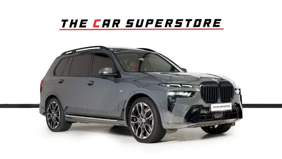 BMW X7 40i M Sport Premium 3.0L GCC-AGMC Warranty and Service Contract Until 01/2028- 1 Owner-7 Seats