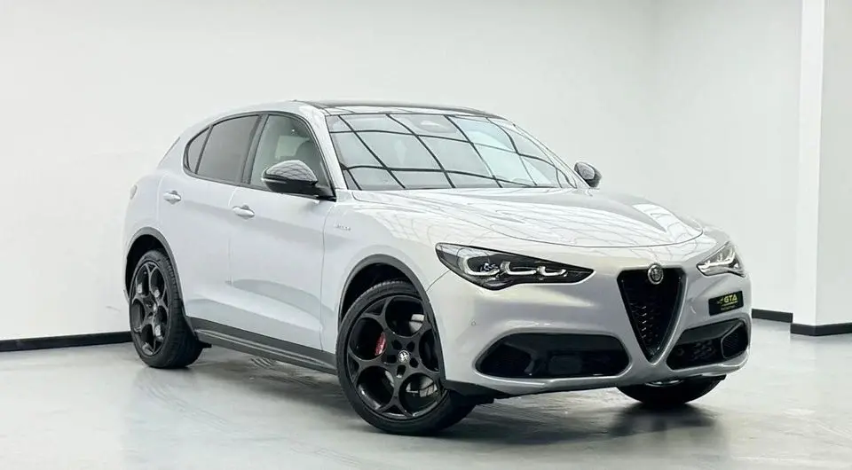 Alfa Romeo Stelvio 2025 Alfa Romeo Stelvio Q4 Veloce, 5 Years Warranty + Service Pack, Delivery Kms, Fully Loaded, GCC