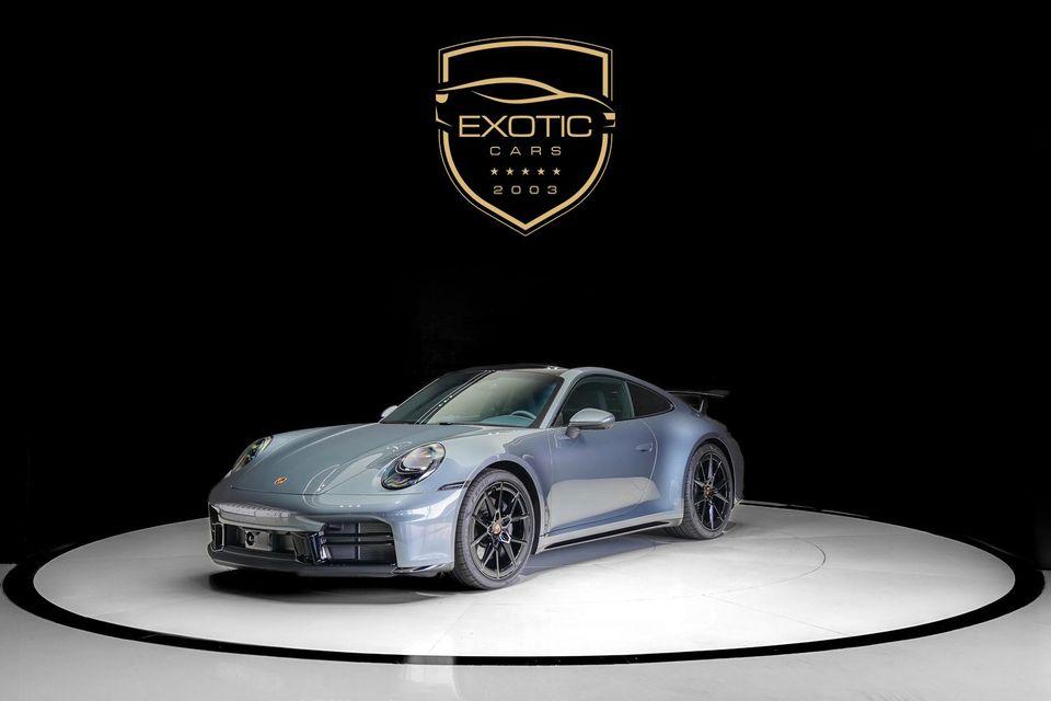 Porsche 911 Carrera 3.0L (444 HP) Coupe