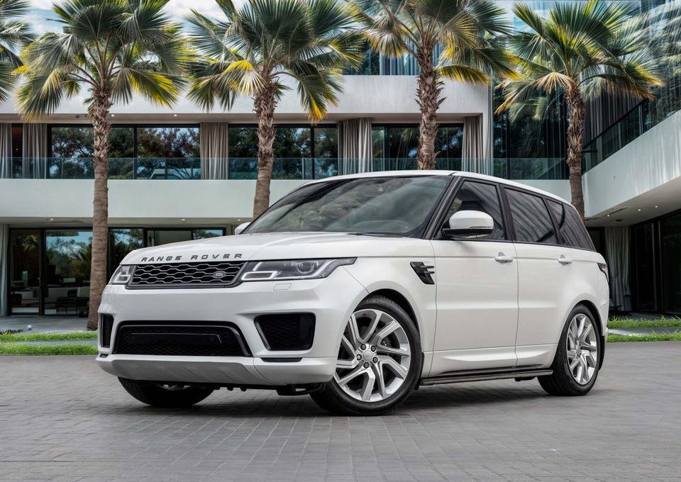 Land Rover Range Rover Sport Range Rover Sport HSE Dynamic 3,721 P.M 0% Downpayment SPORT HSE DYNAMIC LOW KMS!