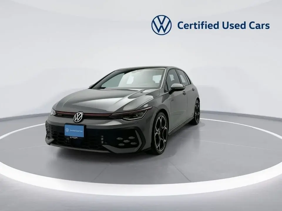 Volkswagen Golf GTI SEL 2.0T GTI Leather Seats (Ref#35061) / 21,100 AED SAVINGS from New Car