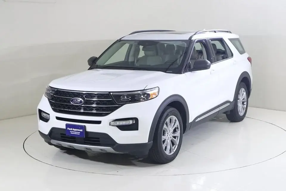 Ford Explorer XLT 200A 2.3L 4WD E3320 EXPLORER XLT / AL TAYER MOTORS / AL QOUZ SHOWROOM