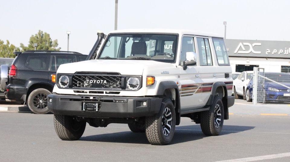 Toyota Land Cruiser 70 LX 2.8L LX 2.8L