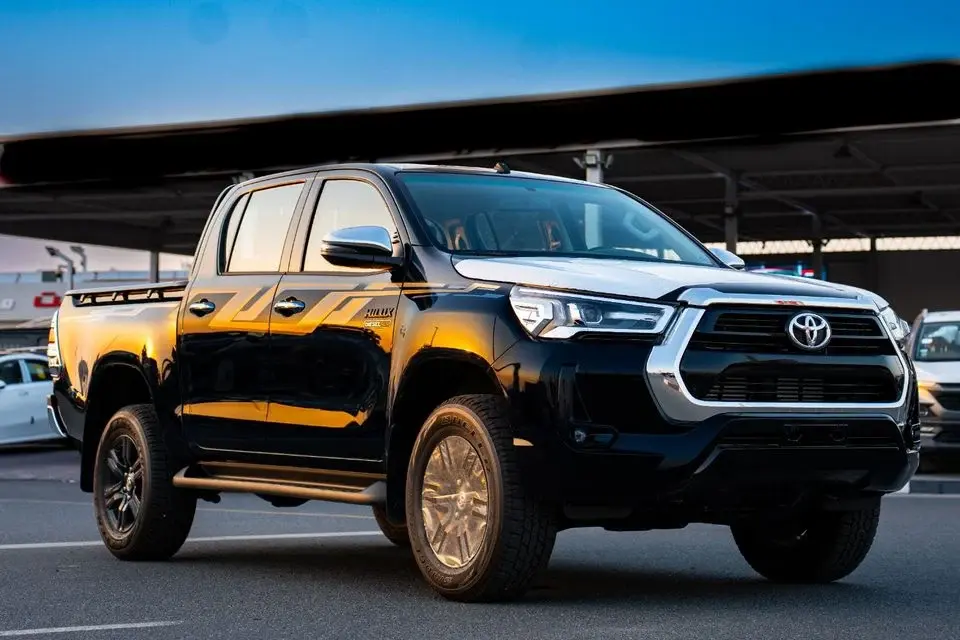 Toyota Hilux TOYOTA HILUX Diesel 2.4 2026 Full auto Black to black