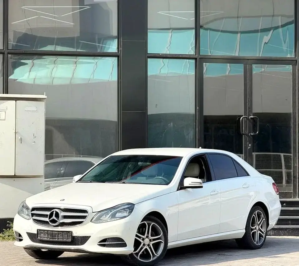 Mercedes-Benz E200 EL1 2.0L
