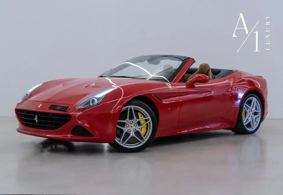 Ferrari California T Std 3.9L (553 HP) 2016 Ferrari California T, With Full Service History, Excellent Condition, GCC Spe