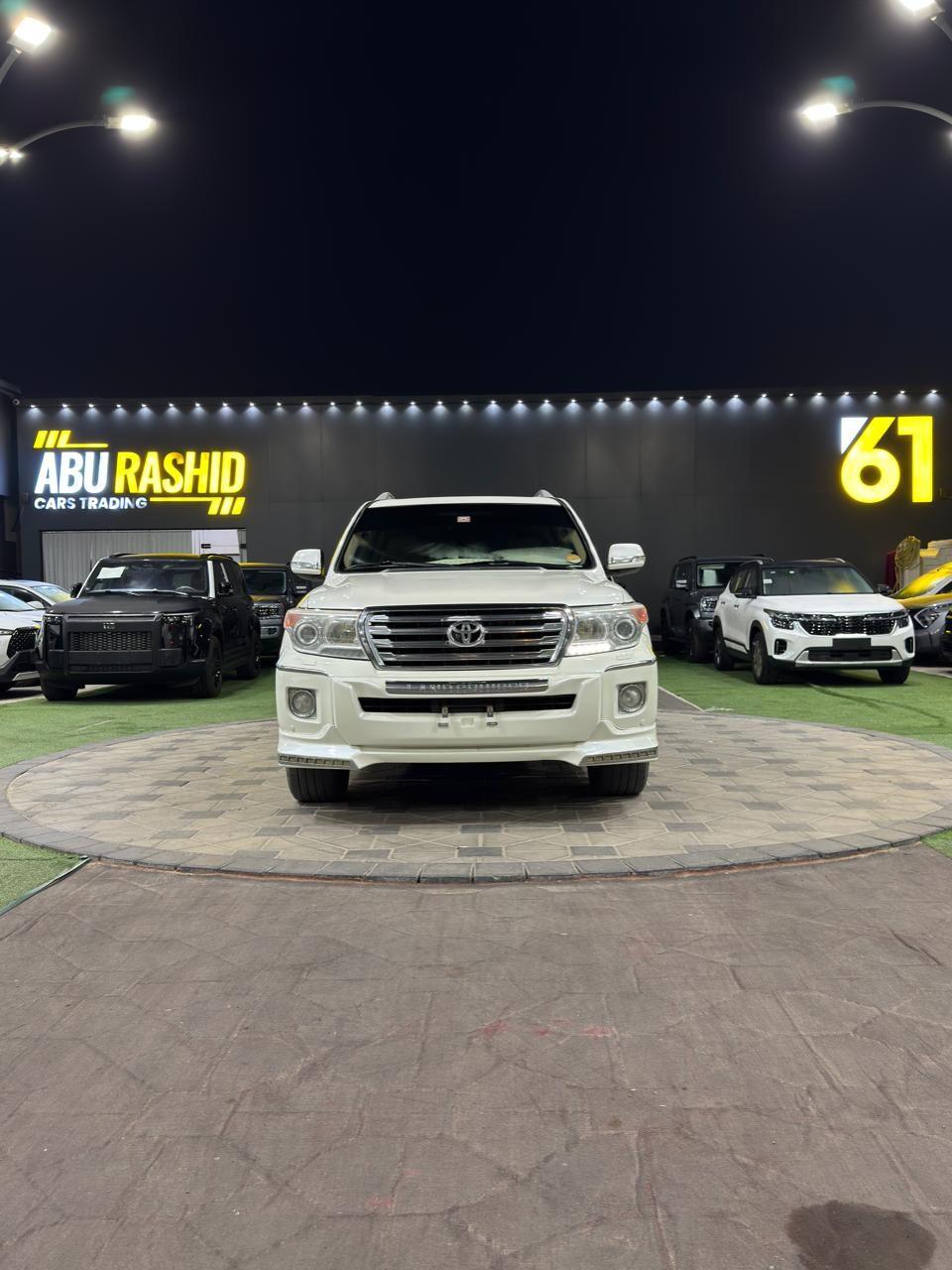 Toyota Land Cruiser GXR+ 4.6L