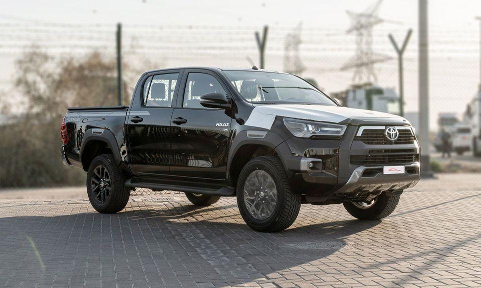 Toyota Hilux 2026 Toyota Hilux Adventure 4.0L AT Petrol (Black-Black)
