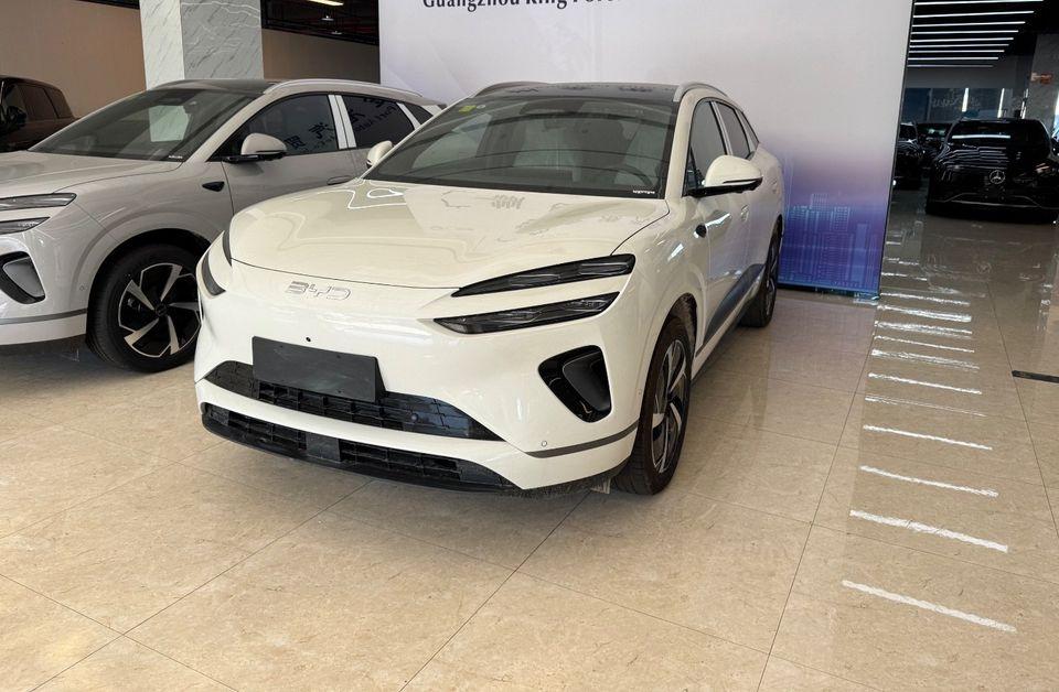 BYD Sealion 06 605KM EV plus white-grey