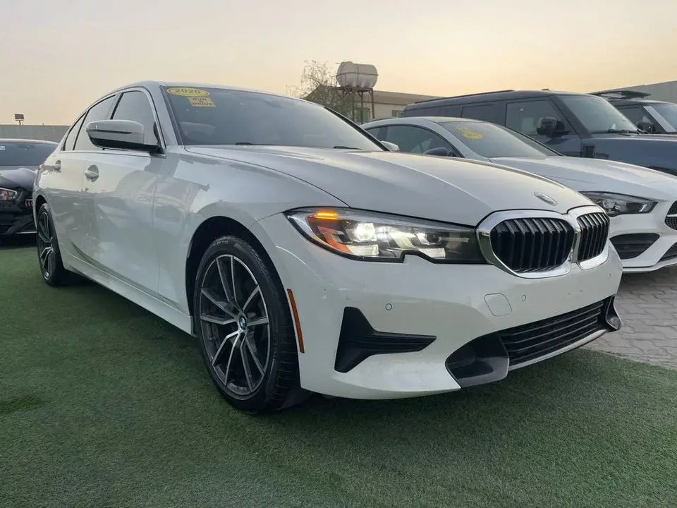 BMW 330i
