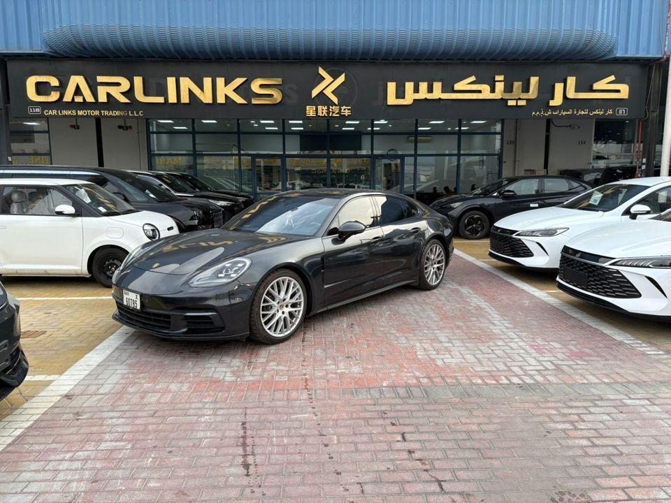Porsche Panamera 4 3.0L