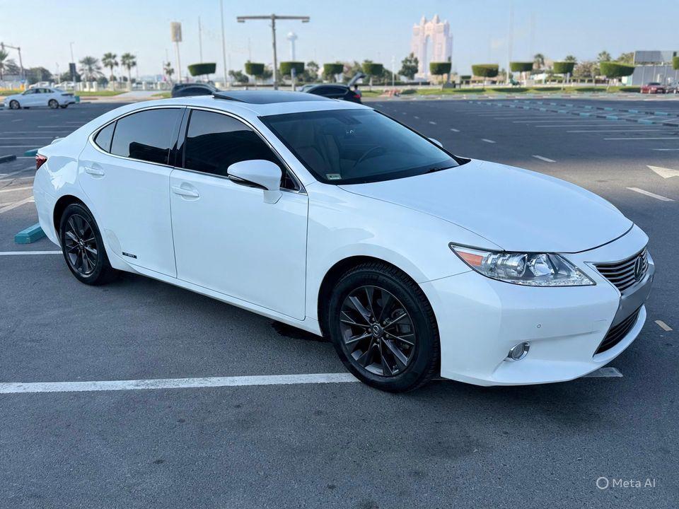 Lexus ES300h Hybrid 2.5L