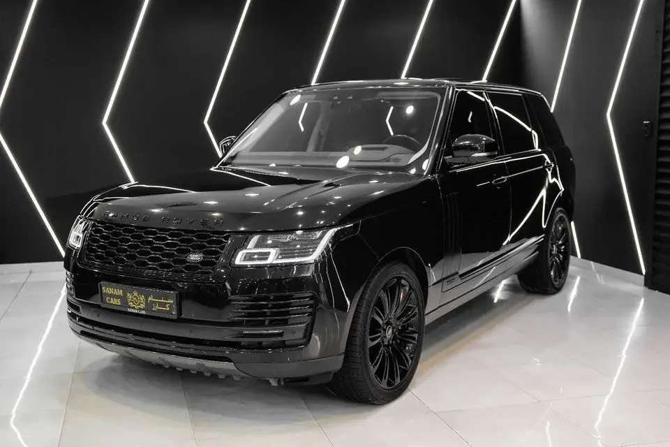 Land Rover Range Rover Supercharged 5.0L Vogue SE LWB, Advanced Driver Assistance Pack, Panoramic Roof, GCC Spec!!