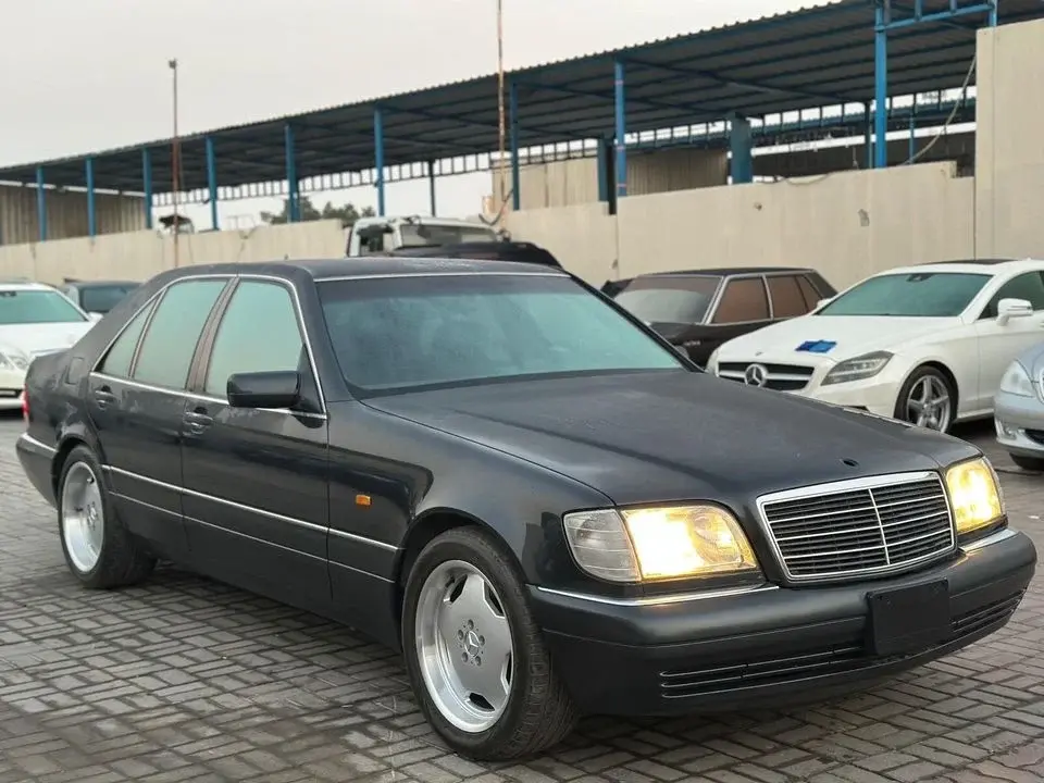 Mercedes-Benz S 320