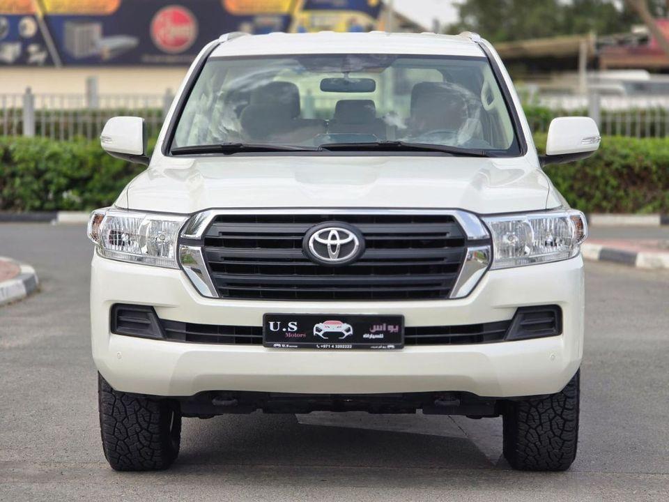 Toyota Land Cruiser EXR 4.0L 2021 GCC LOW MILEAGE IN MINT CONDITION