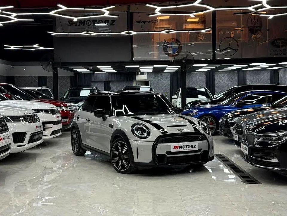 Mini Cooper 1 Owner Full Agency Service History Original Paint GCC Specs
